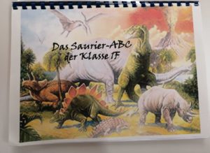 Read more about the article Projekt zu den Dinosauriern 1F