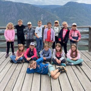 Mehr über den Artikel erfahren Herbstausflüge an der Grundschule Burgstall