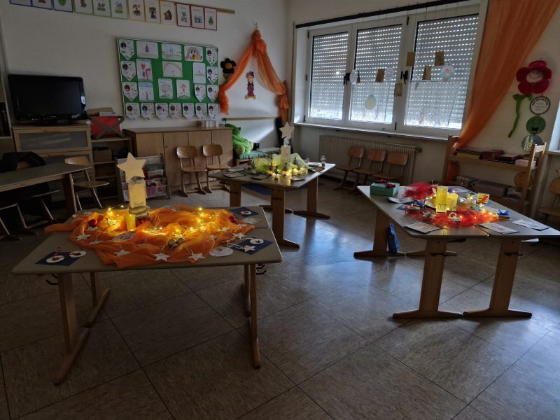 1 Schule Weihnachtsbasteln